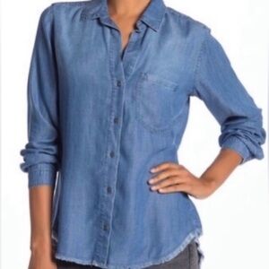Anthropologie Cloth & Stone Blue Denim Button-Down Shirt, size L